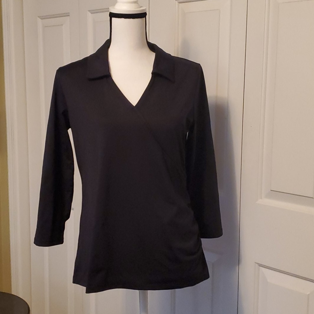 Lands End collared V neck rapid dry top